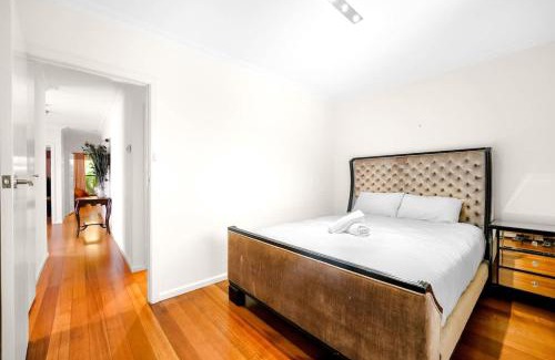 Hoppers Crossing House | Perfectly Located Family Home in Hoppers Crossing