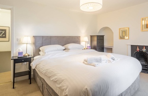Mill Road House | Period townhouse in City Centre with Views