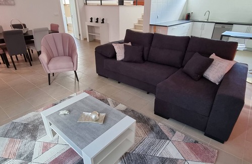 Casalinho Villa | PEROLA CHAN VILLA