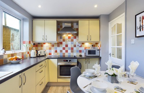 Glanwydden Cottage | Pet Friendly Welsh cottage in lovely village location