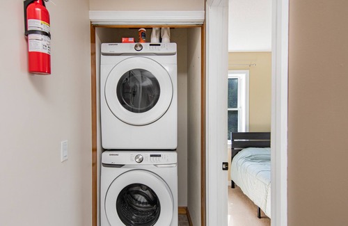 Jeffersonville House | Pet friendly- 10 mins to Smugglers Notch Resort