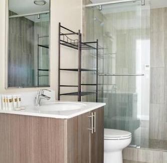 Downtown Boston Apartment | Pet Friendly 3 Bed 2 Bath steps to Beacon Hill