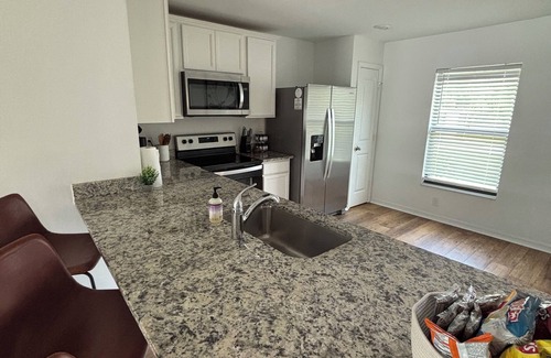 North Port House | Pet-Friendly 3BR w/Garage & Fenced Yard-Near Beaches