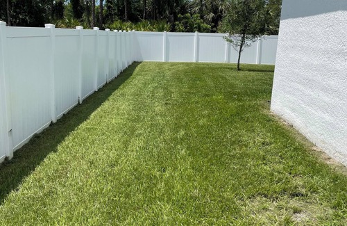 North Port House | Pet-Friendly 3BR w/Garage & Fenced Yard-Near Beaches