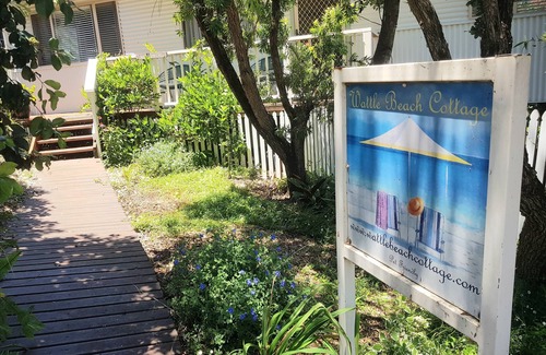 Port Macquarie Cottage | Pet Friendly Beach Retreat, 1 Wattle Street.