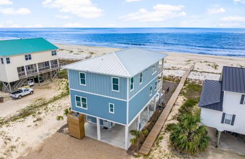Port St. Joe House | Pet Friendly Beach House - Sand Castle Hideaway by Panhandle Getaways