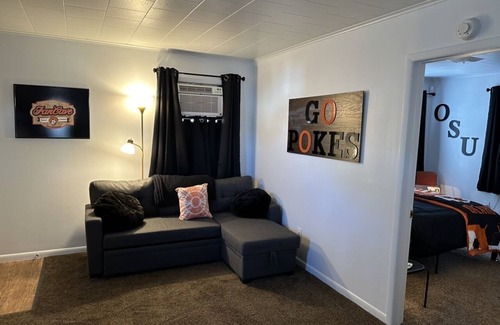 Stillwater Apartment | Pet friendly. Blocks to OSU - 0.7mi to BP Stadium!