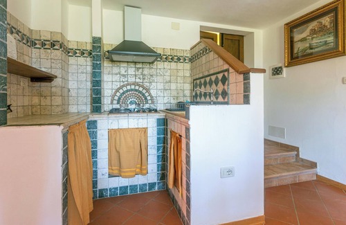 Roccastrada Villa | Pet-Friendly Finca Etrusco with Mountain View, Pool, Garden & Wi-Fi