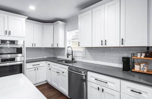 Peoplestown House | Pet-Friendly | Fully fenced yard | Game Room