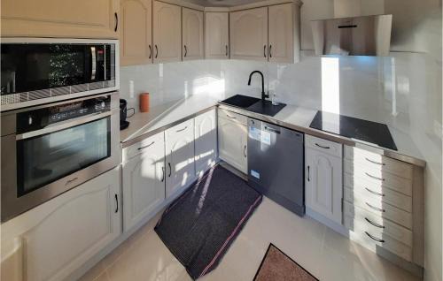 Kerherou House | Pet Friendly Home In Moëlan-Sur-Mer