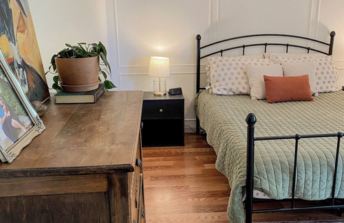 Manhattan House | Pet Friendly Home Near Stadium w/Fenced Backyard