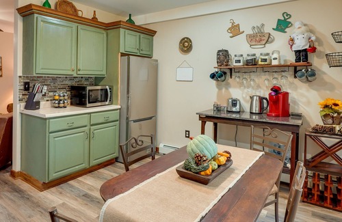 Bloomingburg House | Pet-Friendly Mid-Hudson Getaway w/ Fire Pit!