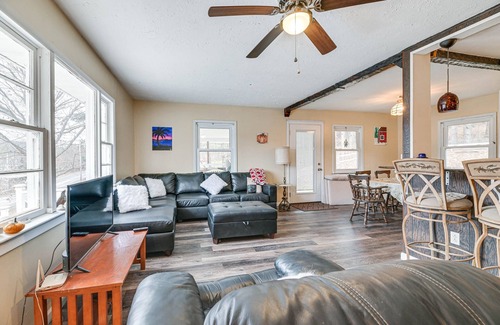 Pulteney House | Pet-Friendly New York Escape w/ Deck & Lake Views!