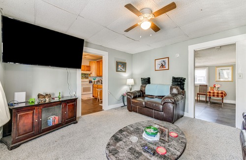 Concord Cottage | Pet-friendly North Carolina Abode - Deck & Hot Tub