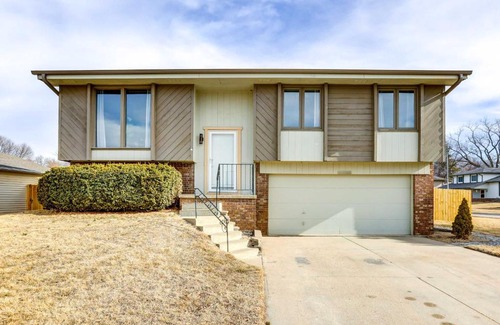 Omaha House | Pet-Friendly Omaha Vacation Rental with Deck!