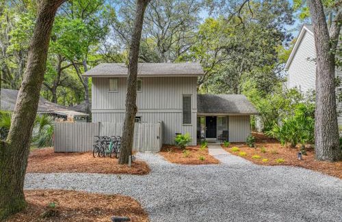 Lawton Woods House | Pet Friendly - Private Pool - 4 Cotton Lane