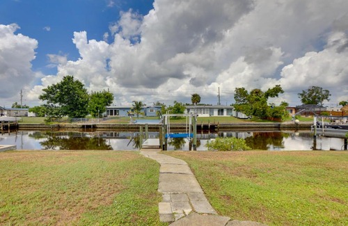 Port Charlotte - Charlotte Harbor House | Pet-Friendly Port Charlotte Home with Canal Access!