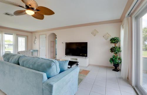 Port Charlotte - Charlotte Harbor House | Pet-Friendly Port Charlotte Home with Canal Access!