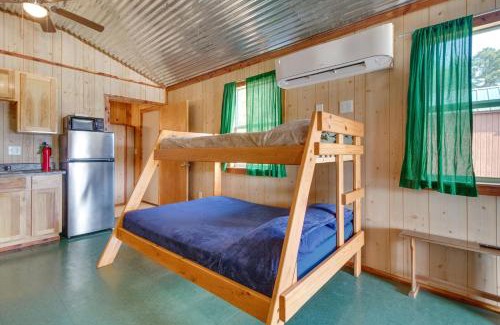 Salesville Apartment | Pet-Friendly Salesville Haven 3 Mi to Norfork Lake