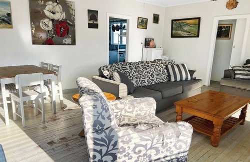 Himatangi Beach House | Pet friendly spacious bach close to the beach