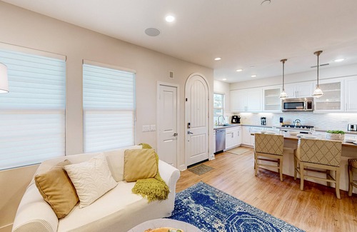 Leucadia House | Pet friendly townhome near beaches with grill, tennis, children's items, and AC