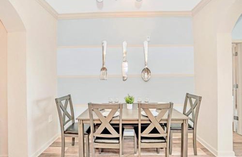 West Kissimmee House | Pet-Friendly - Upstay Condo w Pool Hot Tub Sauna