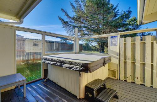 Ocean Shores House | Pet-Friendly Washington Retreat with Hot Tub and Deck!