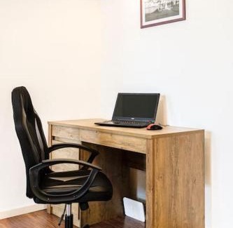Sutivan Apartment | Peters apartment