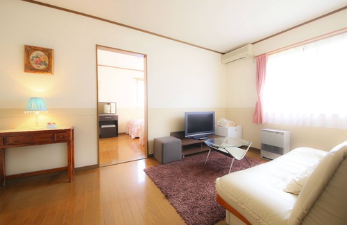 Hakuba House | Petit Hotel Anise Garden