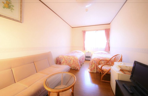 Hakuba House | Petit Hotel Anise Garden