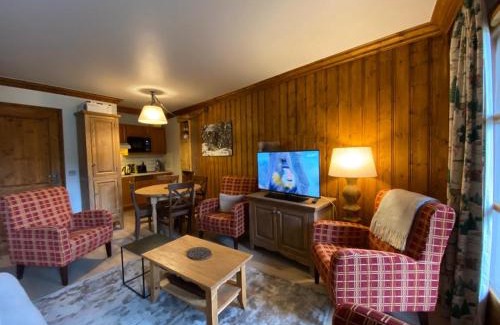 Arc-1950 Apartment | Petite Marmotte Spacieux Studio pour 4, Skis aux pieds, Le Refuge du Montagnard, Arc 1950