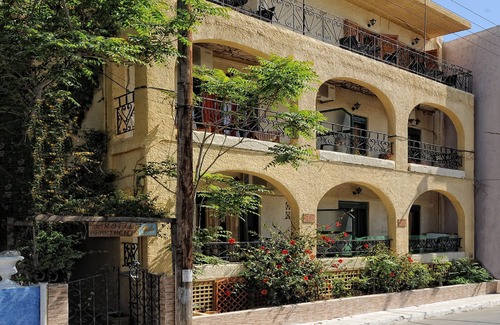 Limenas Chersonisou Apartment | Petite Studio Amazing Mountain View