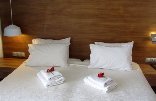 Agia Galini Hotel | Petra Hotel