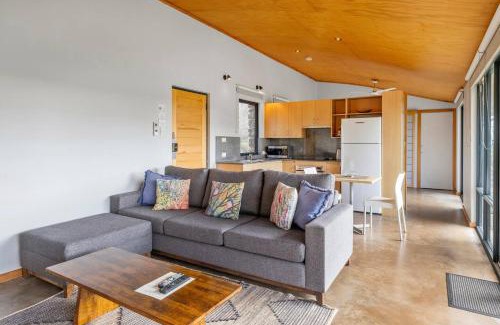 Yallingup House | Petra Olive 2
