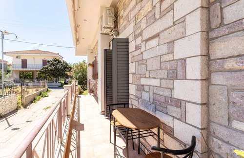 Lepreo Condo | Petrino Serene Nest - Cozy Escapade