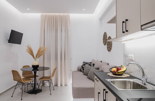 Naxos Town House | Petros Studios & Suites