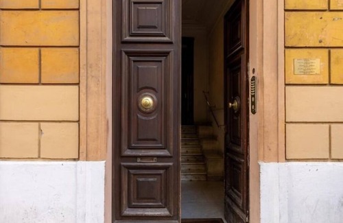 Rione XIV Borgo Villa | Pettolecchia La Residenza private luxury villa, 1.5km from the sea