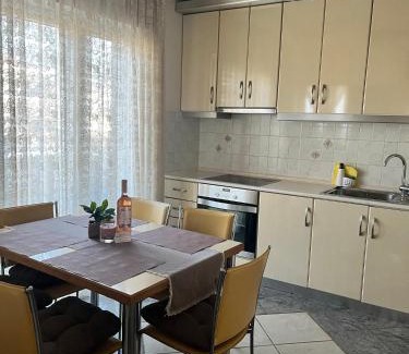 Neoi Epivates Apartment | Pety's House by the Sea