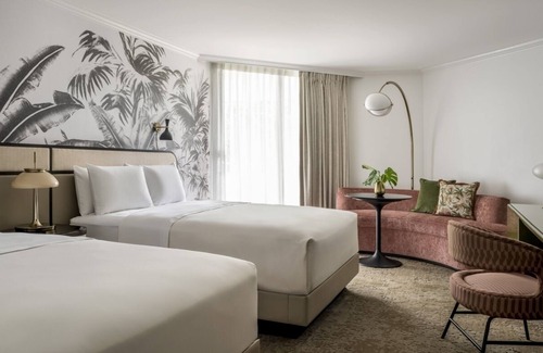 Hunt Club Hotel | PGA National Resort, Pool View Room Two Queen Room, Fun for All Ages