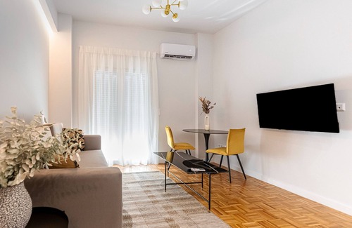 Ampelokipoi Apartment | Phaedrus Living Luxury Flat Panormou
