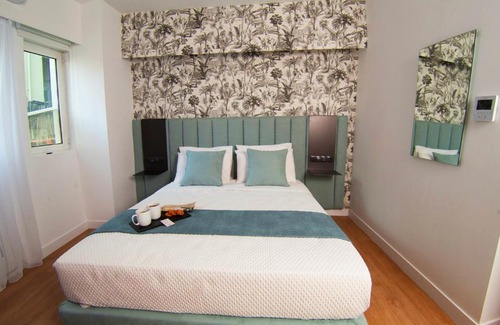 Ampelokipoi Apartment | Phaedrus Living Modern Kriel Suites 203