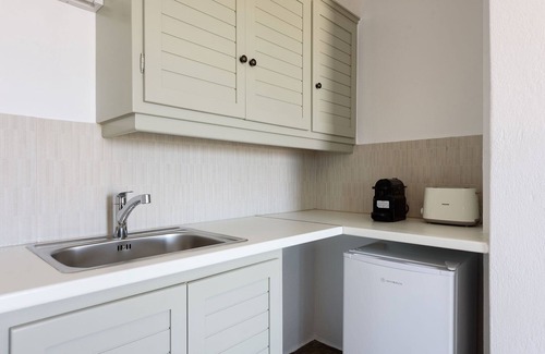 Piso Livadi Apartment | Phaedrus Living Paros Cycladic Residences 3