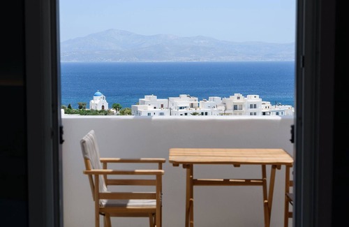 Piso Livadi Apartment | Phaedrus Living Paros Residences 10