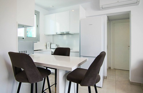Paphos Apartment | Phaedrus Living: Seaside Executive Flat Harbour 101