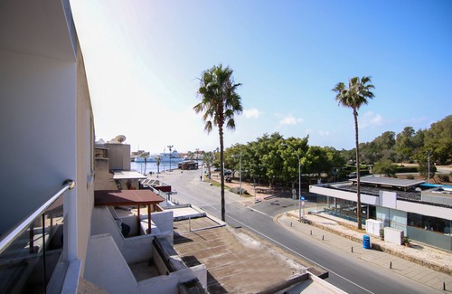 Paphos Apartment | Phaedrus Living: Seaside Executive Flat Harbour 101