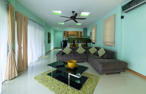 Ko Pha-ngan Hotel | Phangan Beach Resort