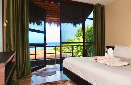 Ko Phi Phi Resort | Phi Phi Sea Sky Resort