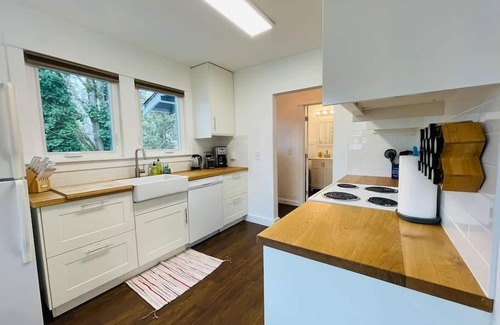 Seattle Cottage | Phinneywood Cottage - Greenlake - Zoo - Phinney
