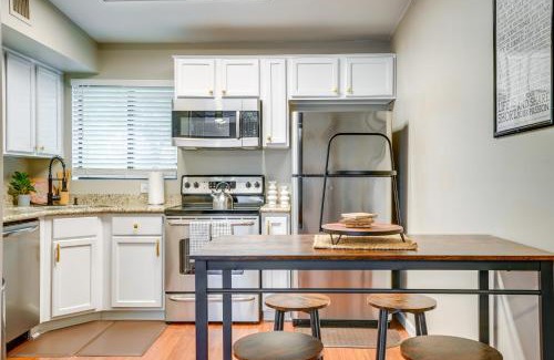 Encanto Apartment | Phoenix Apartment with Pool, 3 Mi to Downtown!