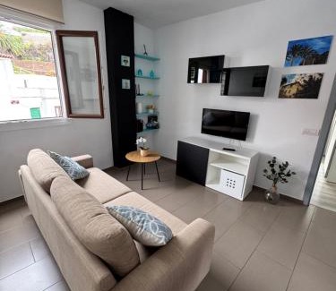 San Juan de la Rambla Apartment | Phoenix Canariensis